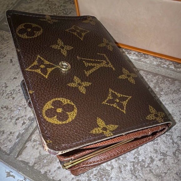 Louis Vuitton kiss lock Portefeuille Viennois canvas Monogram wallet - Picture 12 of 16